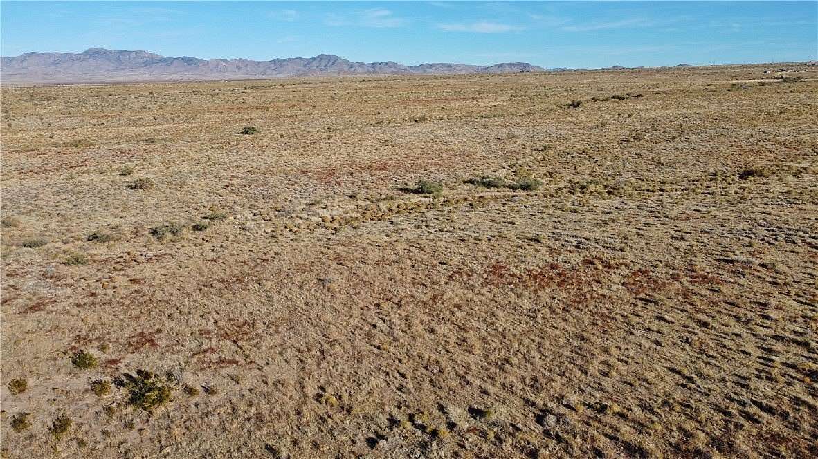 17.8 Acres of Land for Sale in Kingman, Arizona