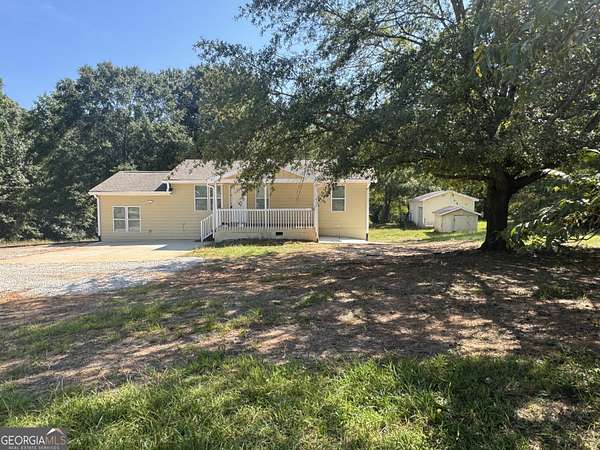 4.4 Acres of Residential Land with Home for Lease in McDonough, Georgia