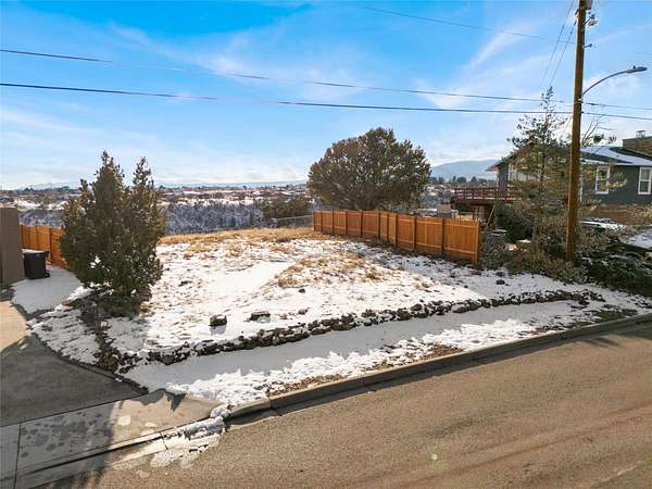 0.25 Acres of Residential Land for Sale in Los Alamos, New Mexico