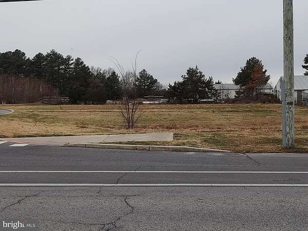 1 Acre of Commercial Land for Sale in Laurel, Delaware