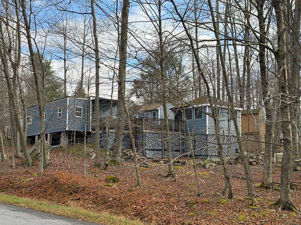 0.15 Acres of Residential Land for Sale in Eagle Lake, Pennsylvania
