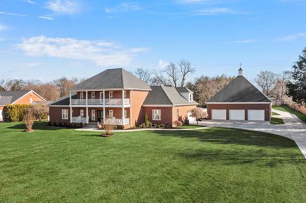 5 Acres of Residential Land with Home for Sale in Mount Juliet, Tennessee