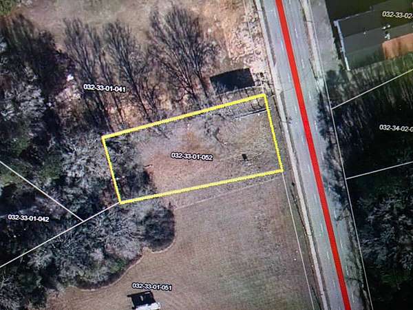 0.4 Acres of Land for Sale in Bennettsville, South Carolina