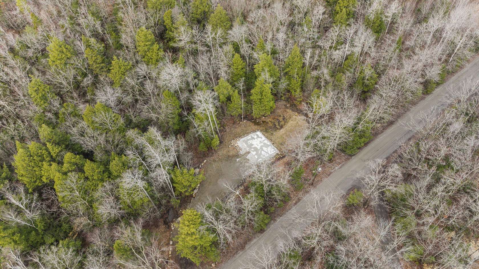2.5 Acres of Residential Land for Sale in Vienna, Maine