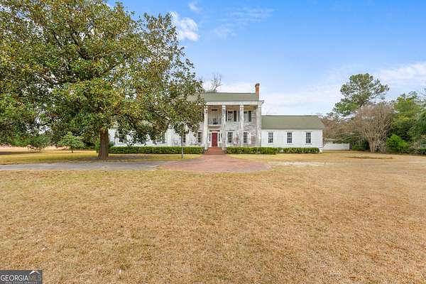 8.33 Acres of Residential Land with Home for Sale in Metter, Georgia