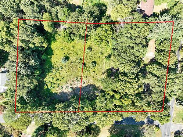 0.88 Acres of Land for Sale in Chestnut Ridge, New York