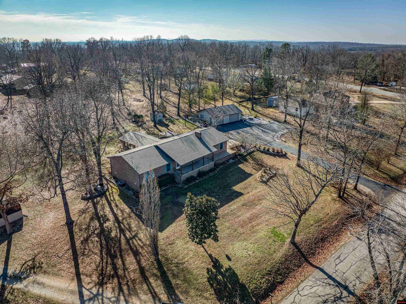 2 Acres of Residential Land with Home for Sale in Mountain Home, Arkansas