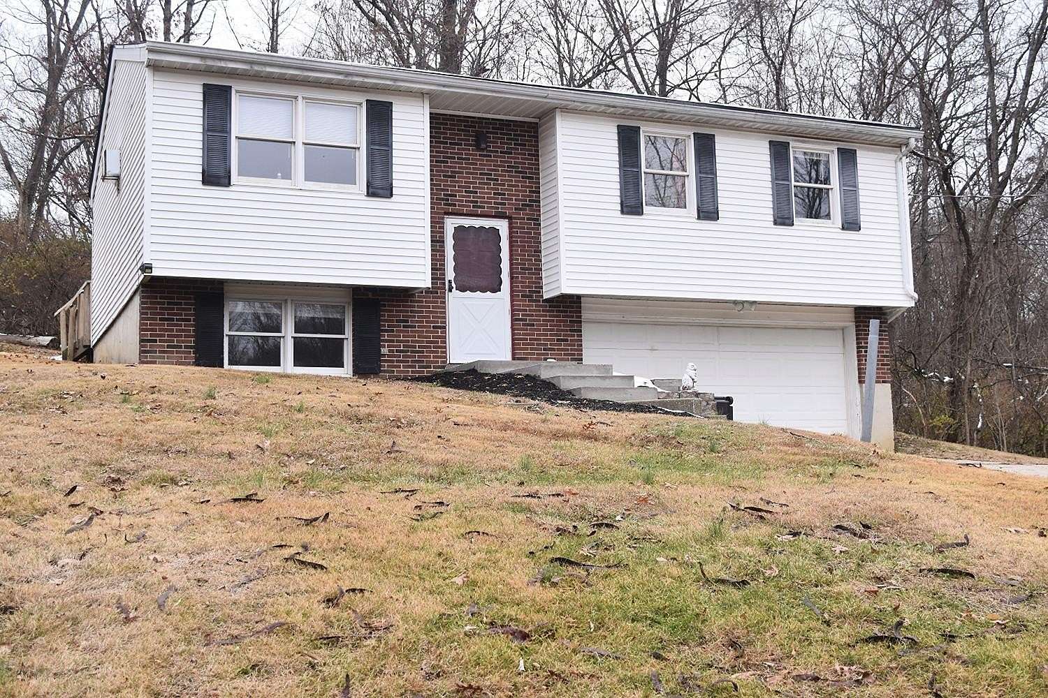 4 Acres of Residential Land with Home for Sale in Lawrenceburg, Indiana