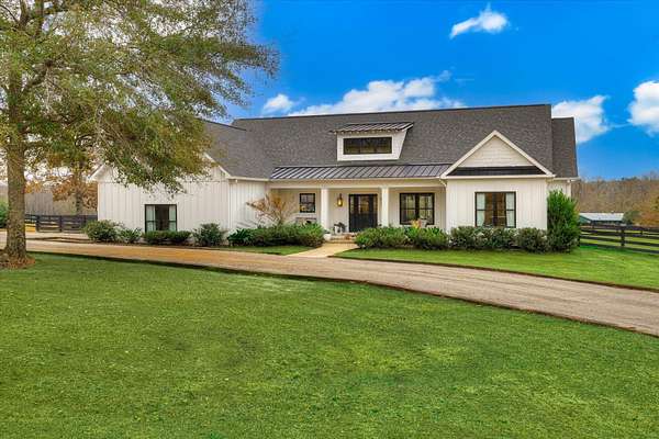 23.5 Acres of Agricultural Land with Home for Sale in Aiken, South Carolina