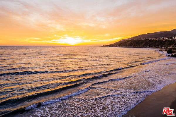 0.09 Acres of Residential Land for Sale in Pacific Palisades, California