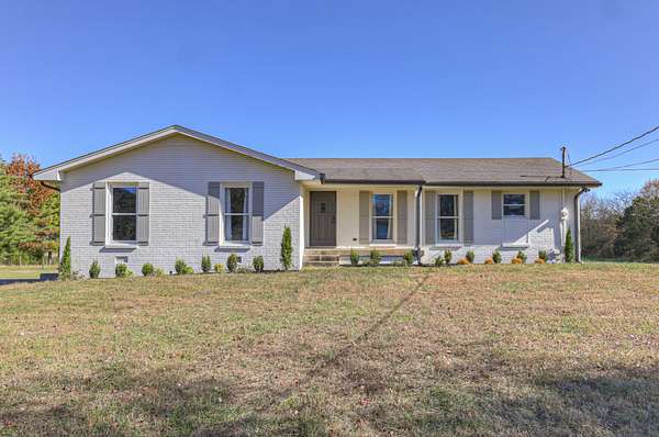 1.5 Acres of Residential Land with Home for Sale in Lebanon, Tennessee