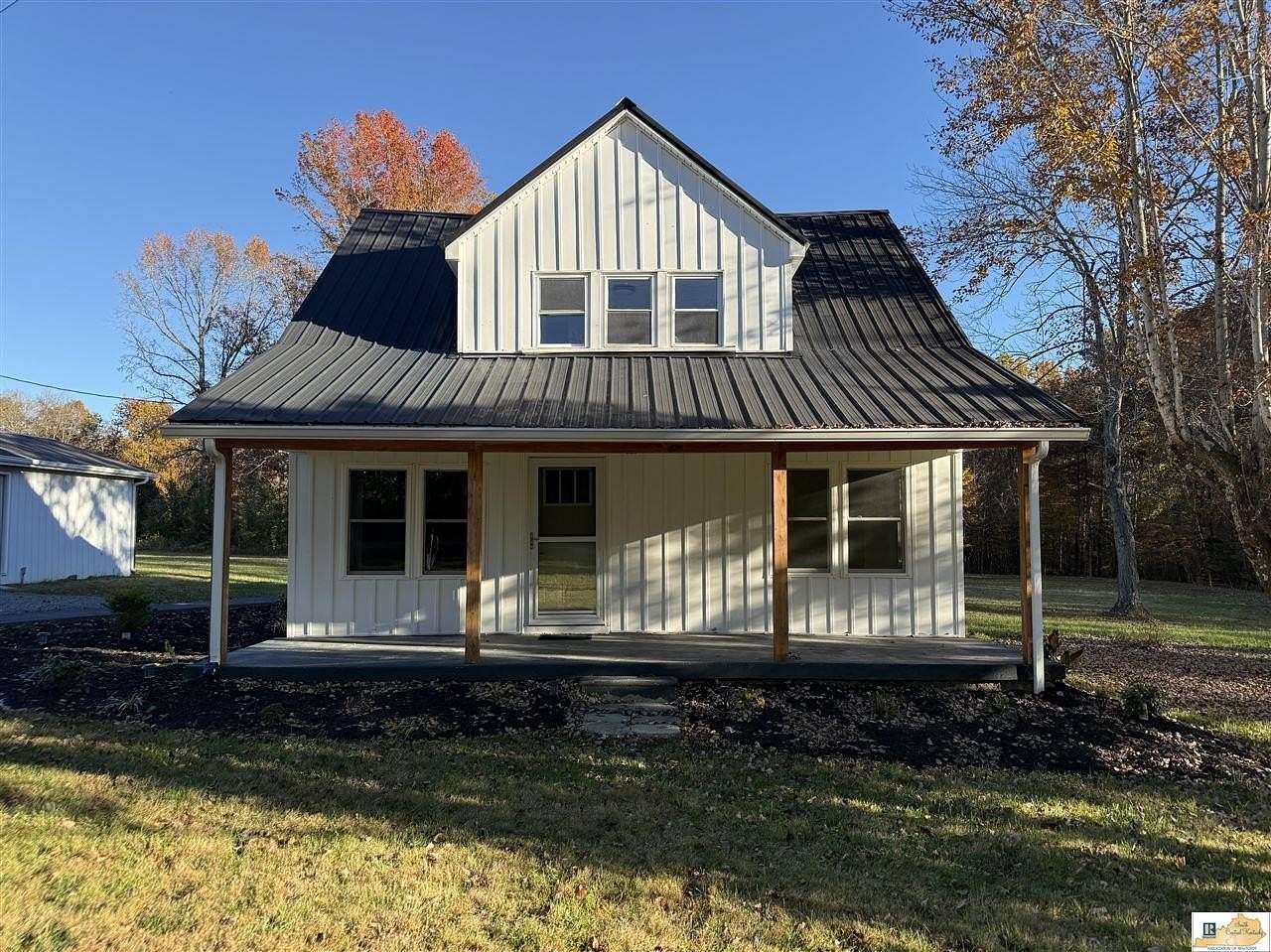 3.2 Acres of Land with Home for Sale in Columbia, Kentucky