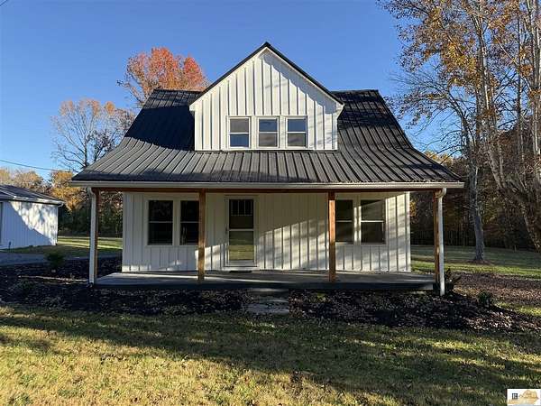 3.2 Acres of Land with Home for Sale in Columbia, Kentucky