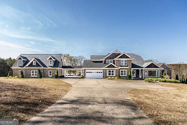 20.9 Acres of Agricultural Land with Home for Sale in Kingston, Georgia