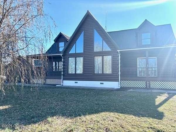 2 Acres of Residential Land with Home for Sale in Carthage, Missouri