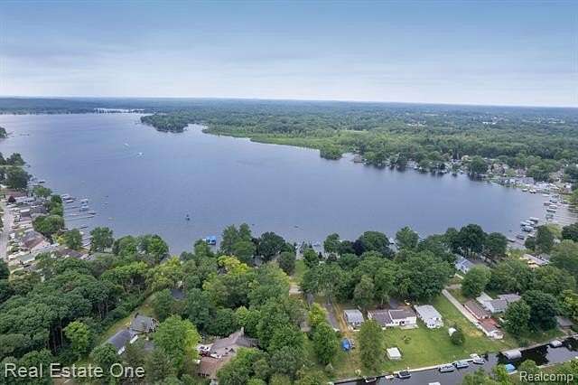 0.13 Acres of Residential Land for Sale in Hamburg, Michigan