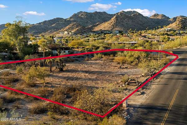 1 Acre of Residential Land for Sale in Paradise Valley, Arizona