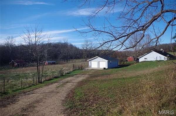 19.3 Acres of Land with Home for Sale in Leasburg, Missouri