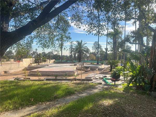 0.25 Acres of Residential Land for Sale in Altadena, California