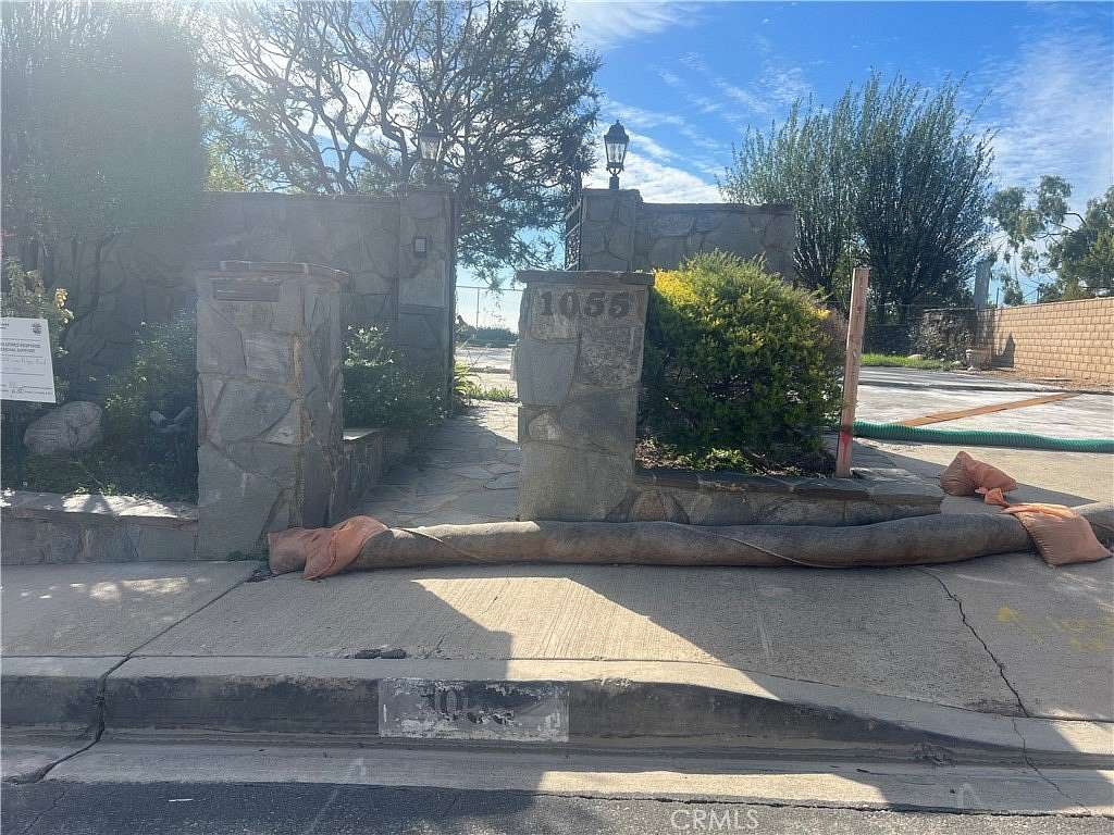 0.28 Acres of Residential Land for Sale in Pacific Palisades, California