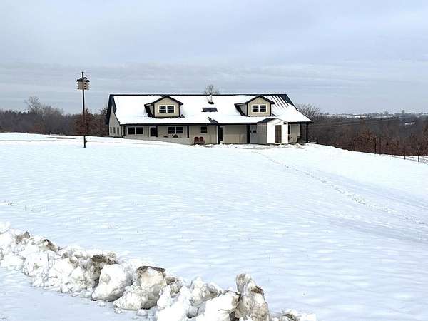 29 Acres of Agricultural Land with Home for Sale in Bucklin, Missouri