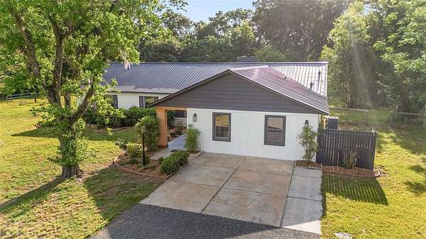 4.89 Acres of Land with Home for Sale in Ocala, Florida