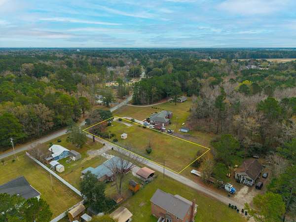 2 Acres of Residential Land for Sale in Moncks Corner, South Carolina