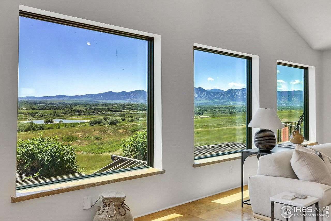 2.1 Acres of Residential Land with Home for Sale in Boulder, Colorado