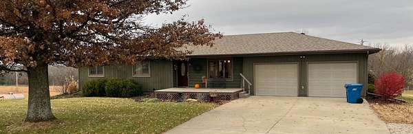 7 Acres of Residential Land with Home for Sale in New Strawn, Kansas