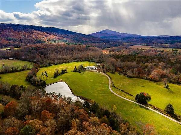 33 Acres of Land with Home for Sale in Sautee-Nacoochee, Georgia