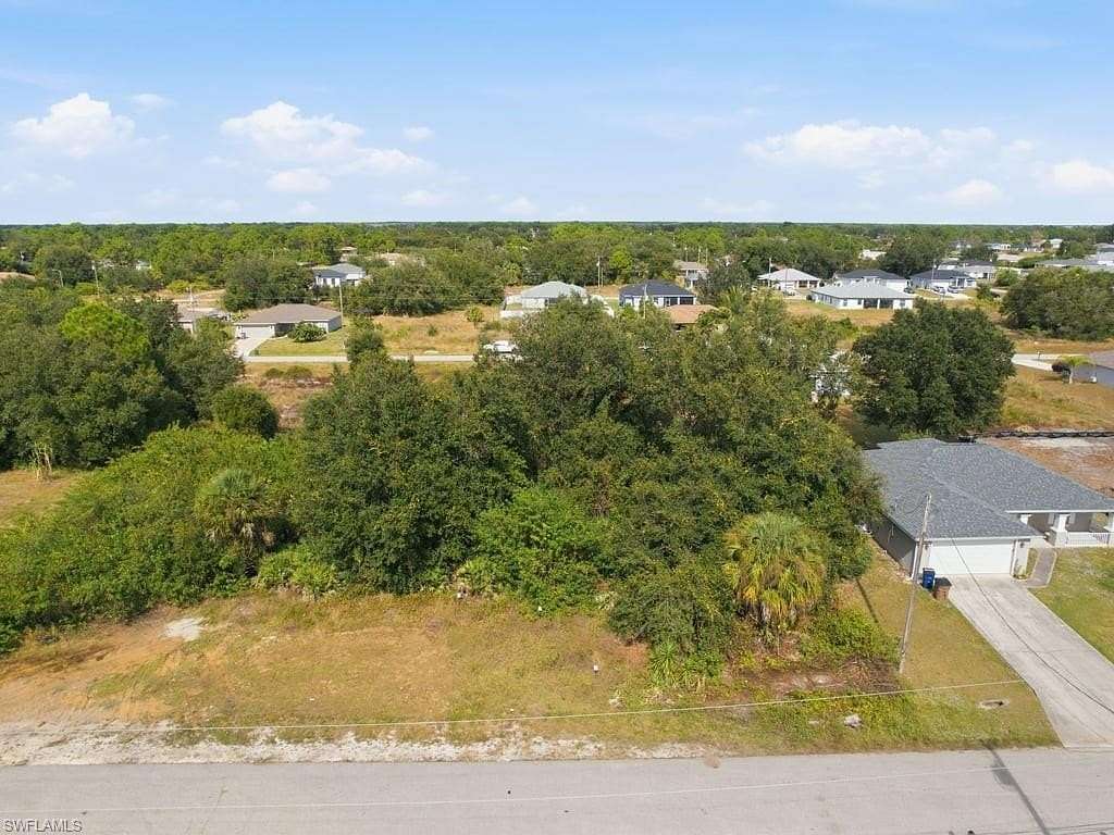 0.25 Acres of Residential Land for Sale in Lehigh Acres, Florida