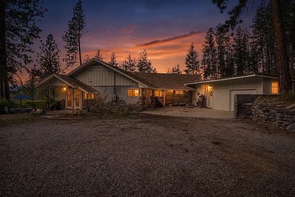 2.3 Acres of Land with Home for Sale in Missoula, Montana