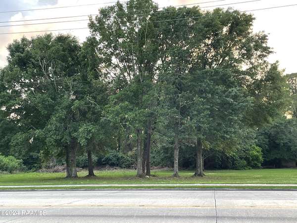 1.25 Acres of Residential Land for Sale in Lafayette, Louisiana