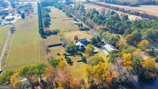 13.7 Acres of Land with Home for Sale in Cartersville, Georgia