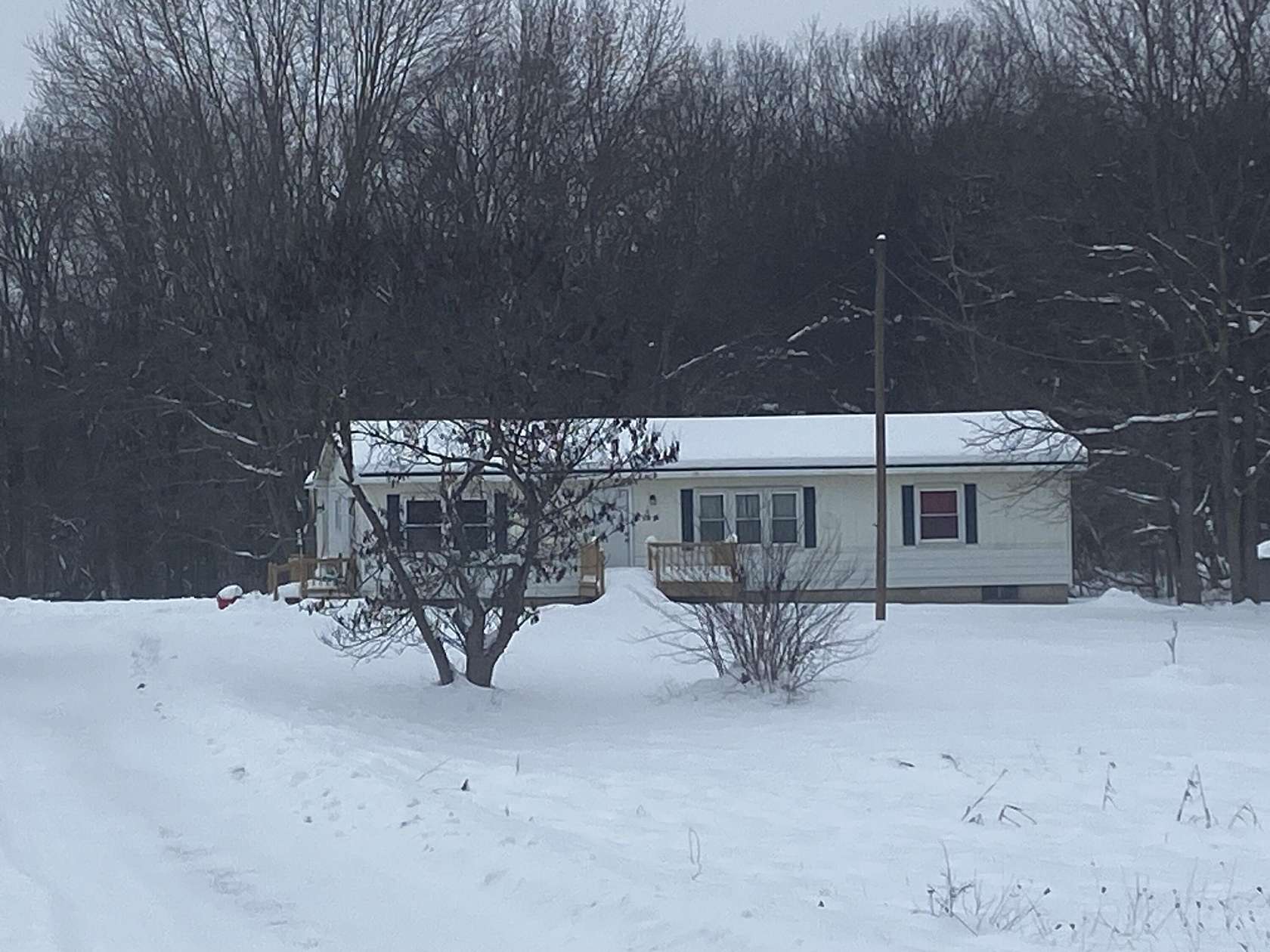 5 Acres of Residential Land with Home for Sale in Allegan, Michigan