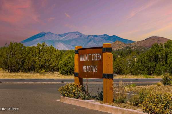 2.54 Acres of Residential Land with Home for Sale in Flagstaff, Arizona