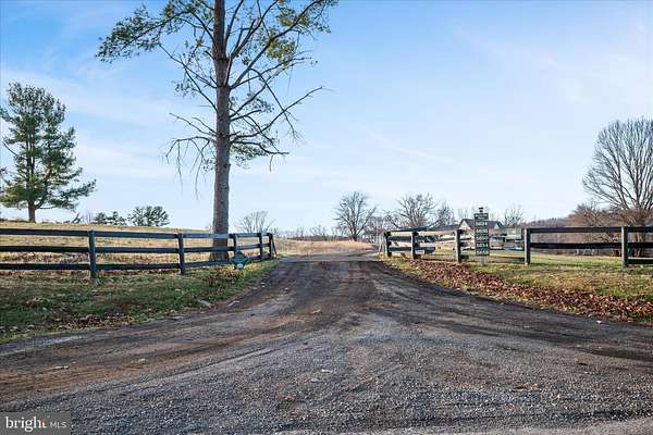 33 Acres of Agricultural Land for Sale in The Plains, Virginia