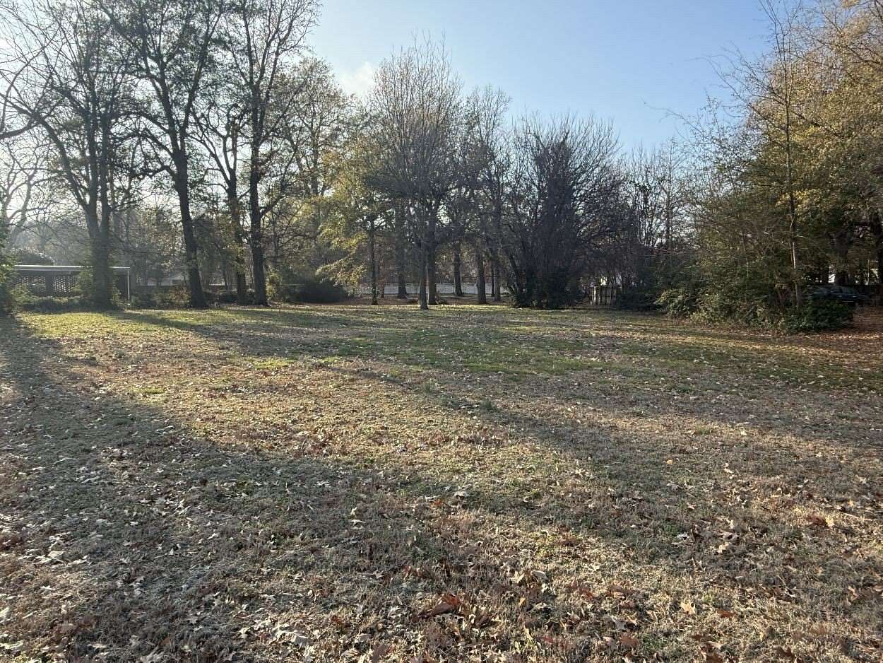 0.66 Acres of Residential Land for Sale in Kennett, Missouri