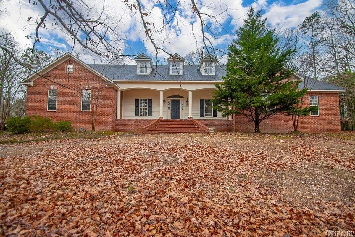 2.15 Acres of Residential Land with Home for Sale in Benton, Arkansas