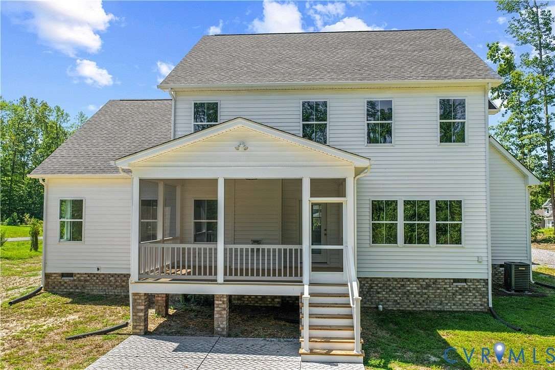 6.6 Acres of Land with Home for Sale in Mechanicsville, Virginia