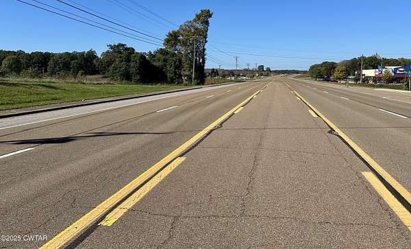 8.5 Acres of Commercial Land for Sale in Lexington, Tennessee