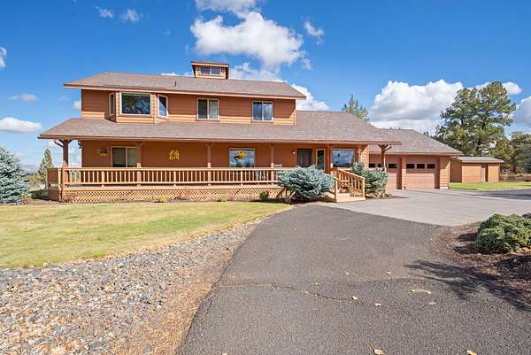 5 Acres of Residential Land with Home for Sale in Redmond, Oregon