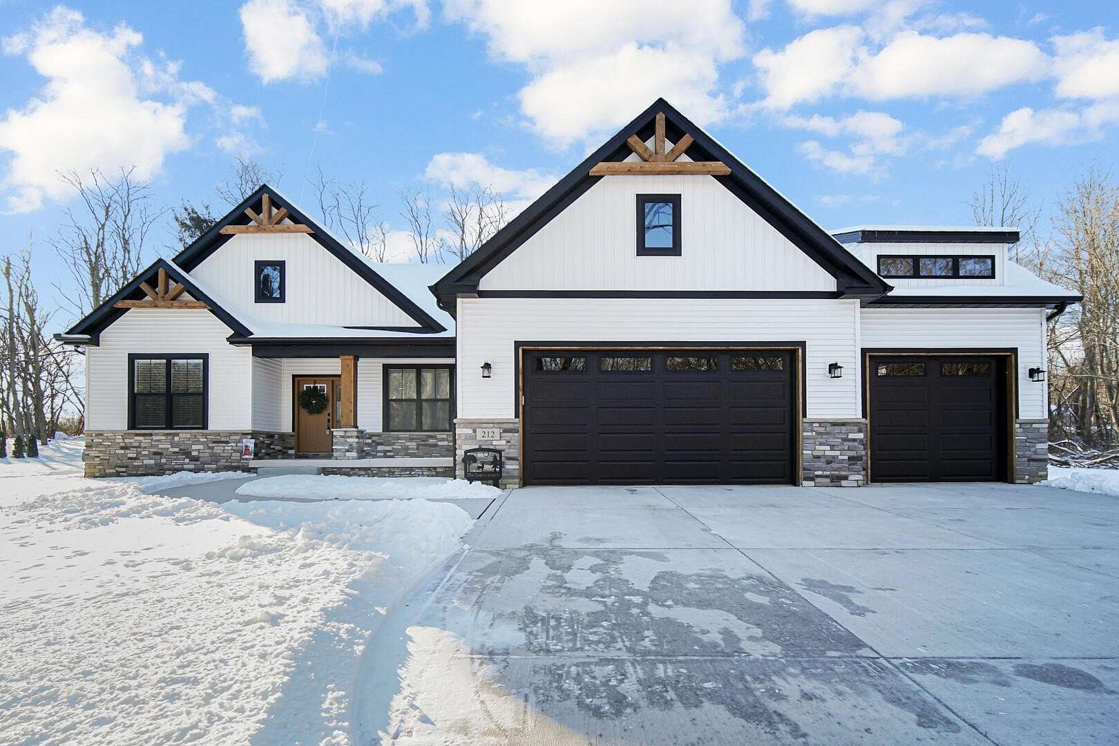 2.6 Acres of Residential Land with Home for Sale in Valparaiso, Indiana