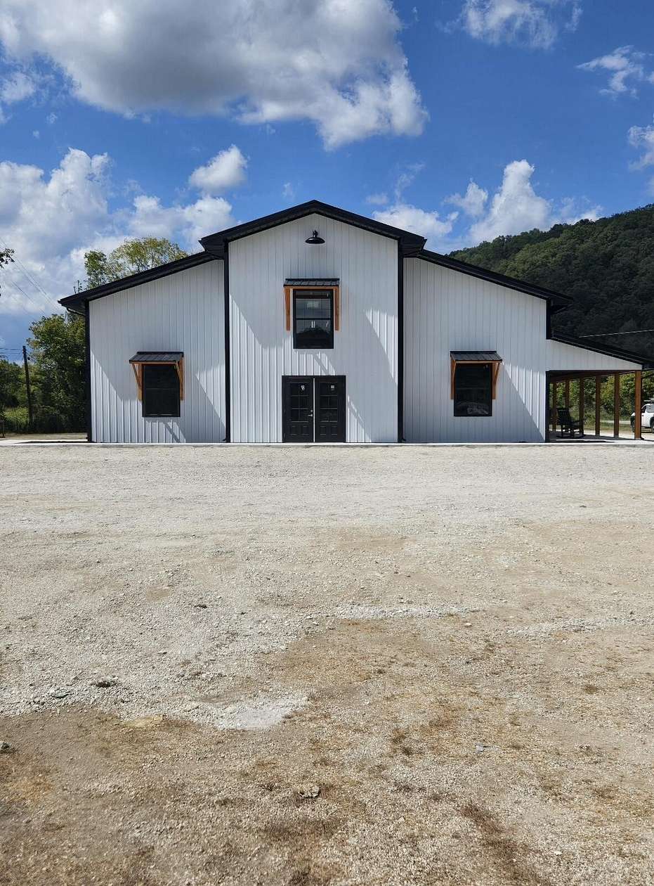 1.53 Acres of Residential Land for Sale in Stanton, Kentucky