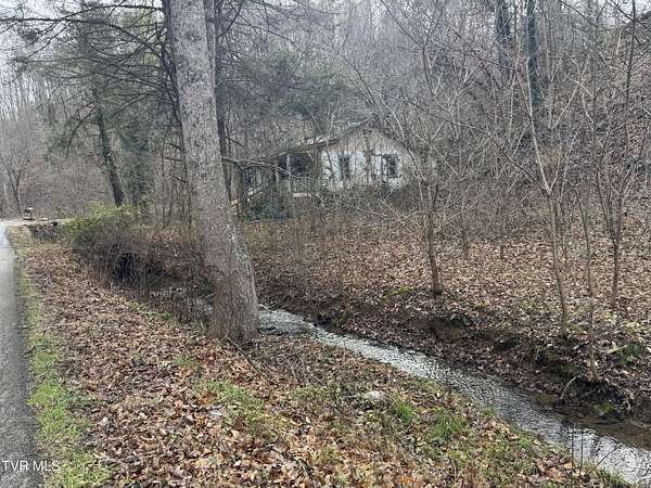 1.5 Acres of Residential Land for Sale in Gate City, Virginia