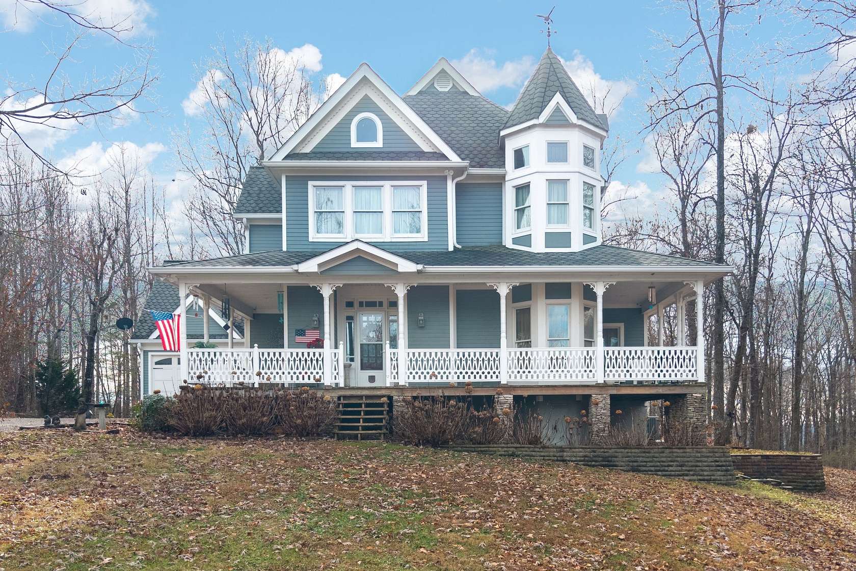 5.1 Acres of Residential Land with Home for Sale in Monterey, Tennessee