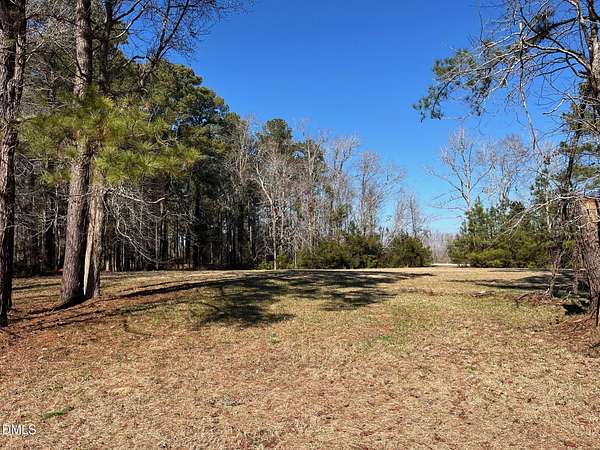 0.91 Acres of Residential Land for Sale in Oriental, North Carolina