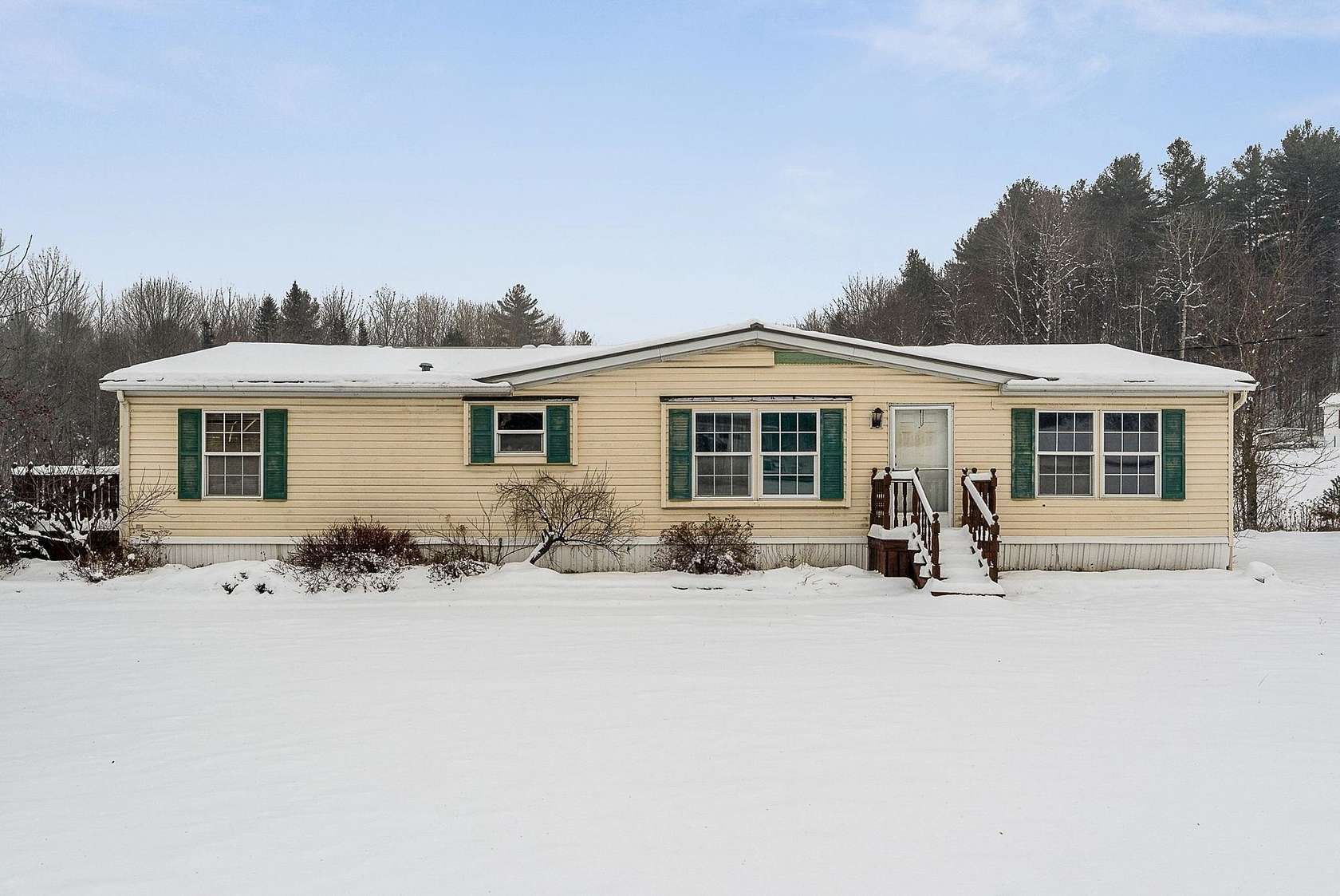 4.53 Acres of Improved Mixed-Use Land for Sale in Barre Town, Vermont