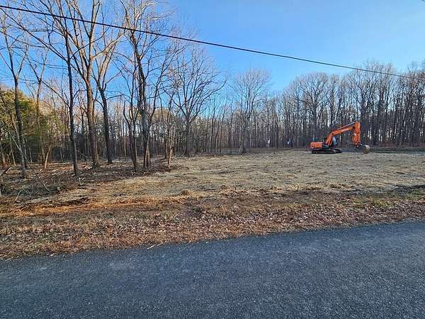 4.72 Acres of Residential Land for Sale in Dillwyn, Virginia