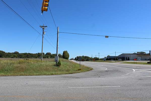 5 Acres of Commercial Land for Sale in Morrison, Tennessee